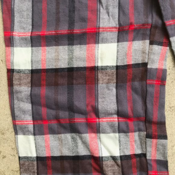 Plaid with Silver Lounge Pants NWOT - Picture 3 of 5